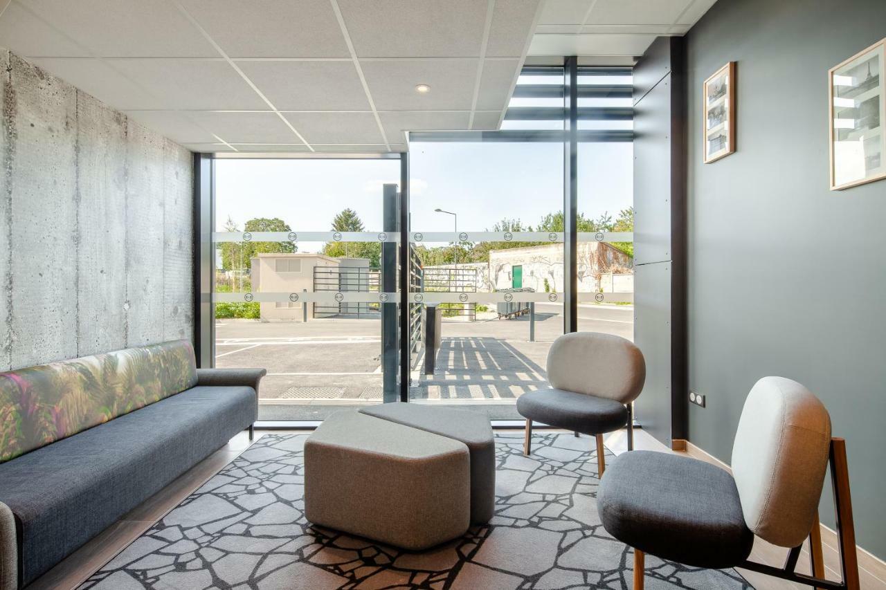 B&B Hotel Igny Palaiseau エクステリア 写真